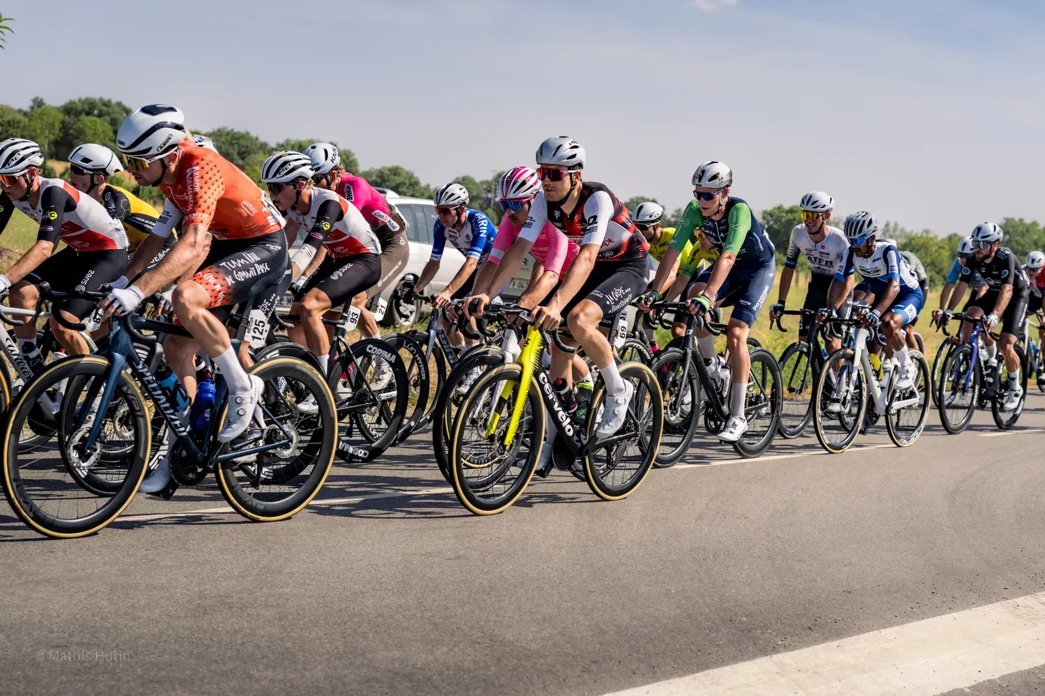 Photographie de relance du peloton.