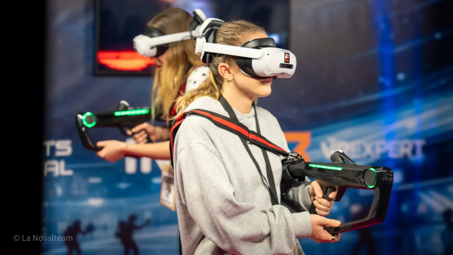 Photographie de stand de tir virtuel.