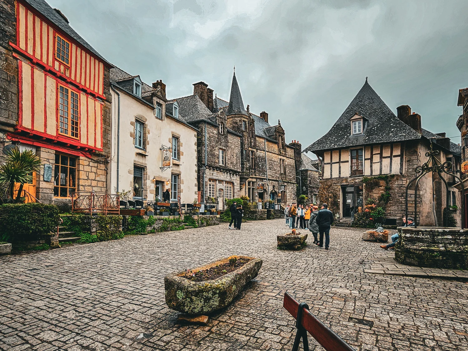 Village préféré des Français - Place du Puit (Rochefort-en-Terre)